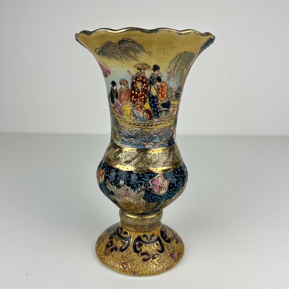 Satsuma Style Moriage Vase Hand Painted Geisha Floral Gold 8" Vintage